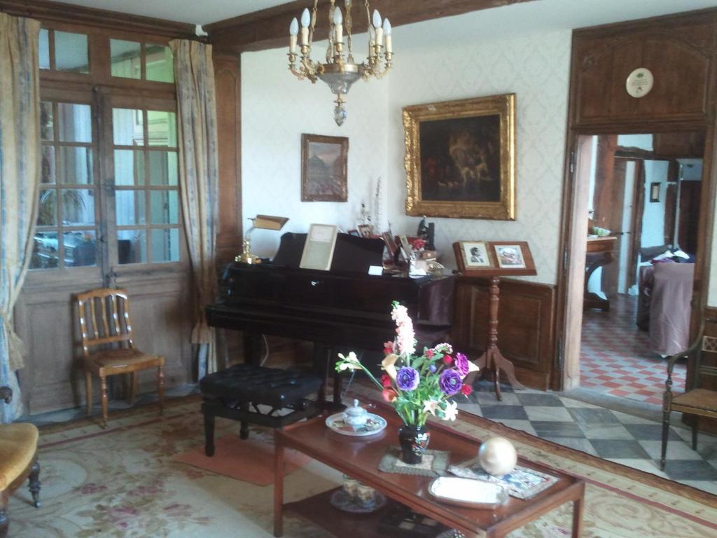 Manoir Du Lieu Rocher Hotel Saint-Pierre-Sur-Dives Buitenkant foto