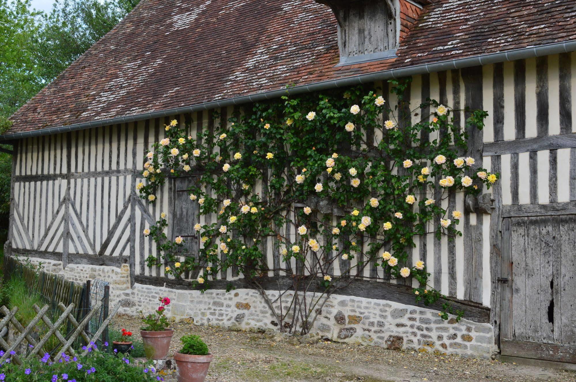 Manoir Du Lieu Rocher Hotel Saint-Pierre-Sur-Dives Buitenkant foto